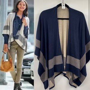 CAbi Reversible Poncho